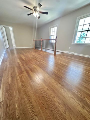 105 Ridgewood CIR, Covington, VA 24426