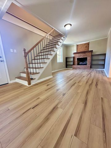 105 Ridgewood CIR, Covington, VA 24426