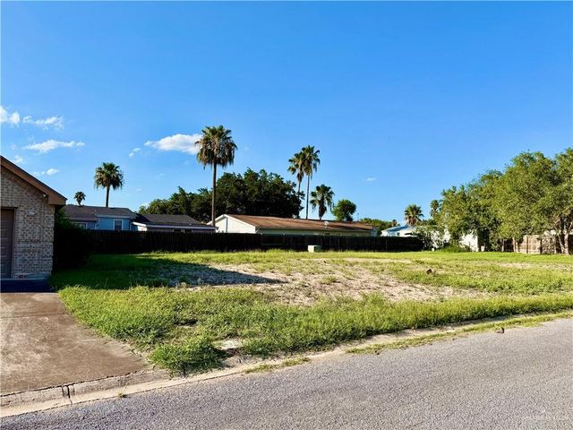 417 Richmond Drive, Pharr, TX 78577