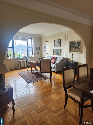 1055 Boulevard East B7, Weehawken, NJ 07086