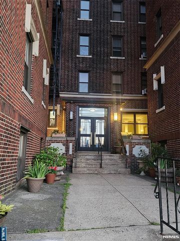 1055 Boulevard East B7, Weehawken, NJ 07086