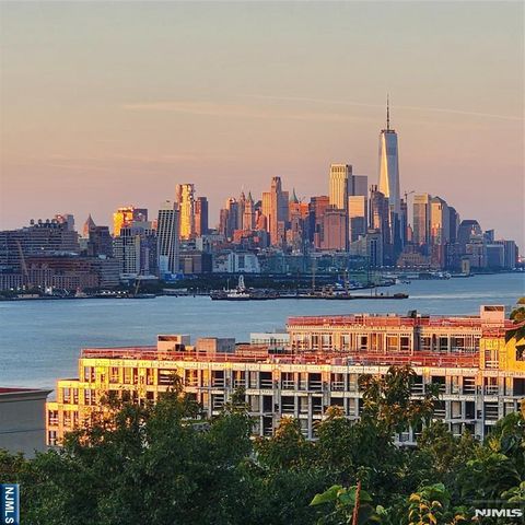 1055 Boulevard East B7, Weehawken, NJ 07086