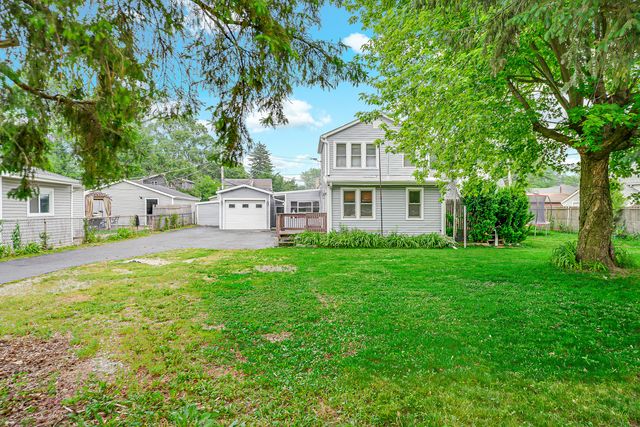 9827 Melvina Avenue, Oak Lawn, IL 60453