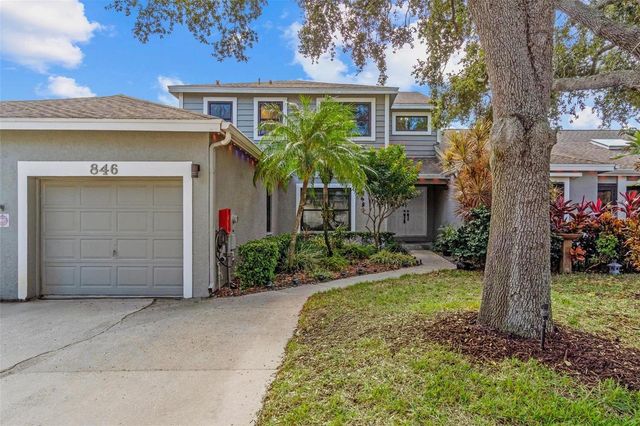 846 GLADES COURT NE, St Petersburg, FL 33702