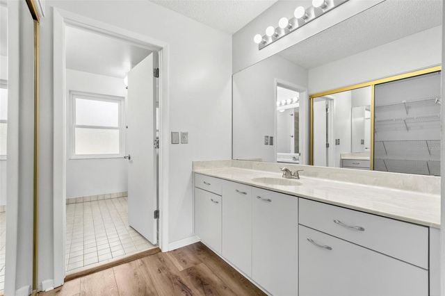 846 GLADES COURT NE, St Petersburg, FL 33702