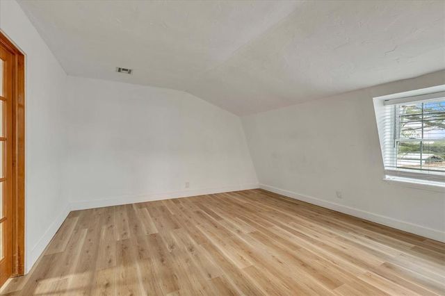 18 Pineyridge Lane, Shawnee, OK 74801