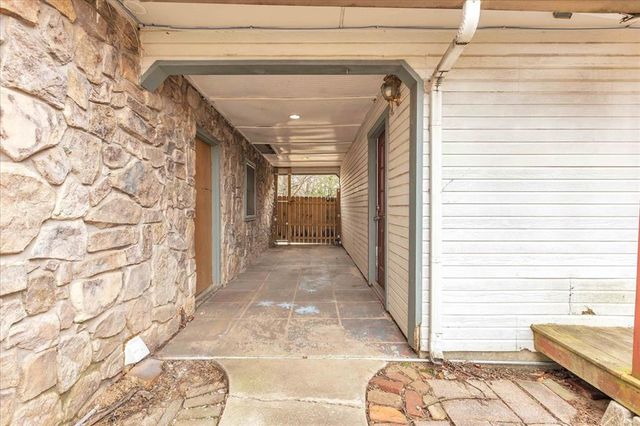 18 Pineyridge Lane, Shawnee, OK 74801