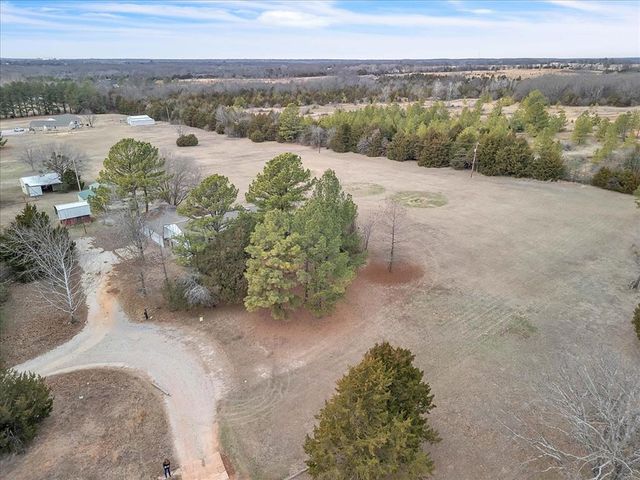 18 Pineyridge Lane, Shawnee, OK 74801