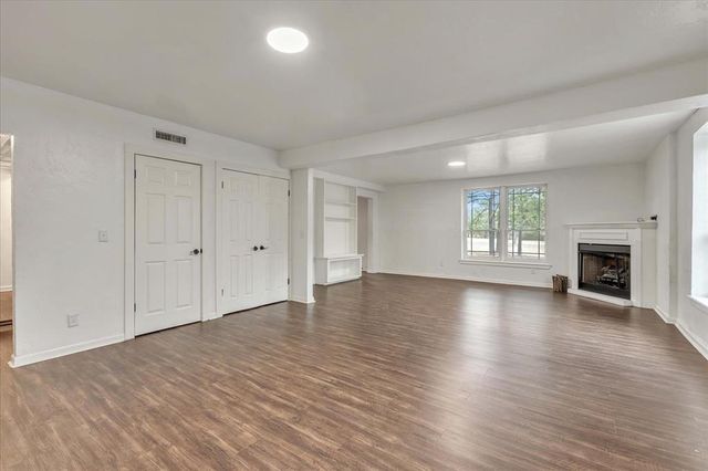 18 Pineyridge Lane, Shawnee, OK 74801