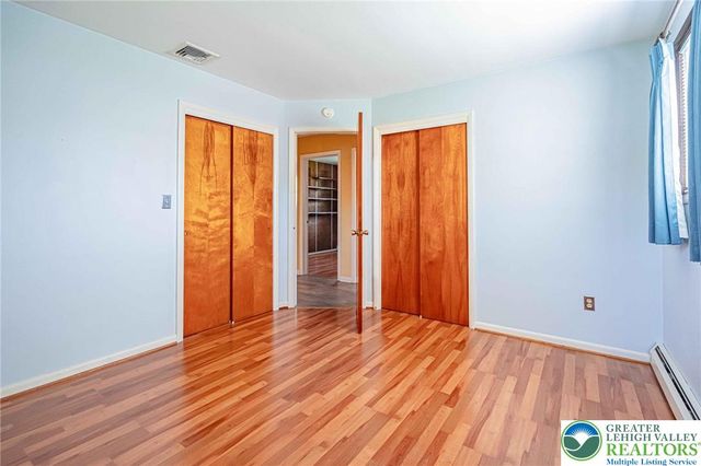 5902 Holiday Drive, Upper Macungie Twp, PA 18104