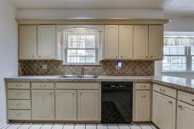 4905 NW 32nd Street, Oklahoma City, OK 73122