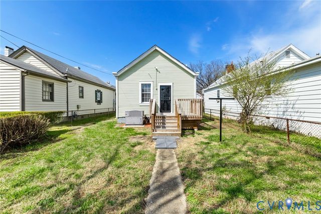 2852 Lawson St, Redwood, VA 23224