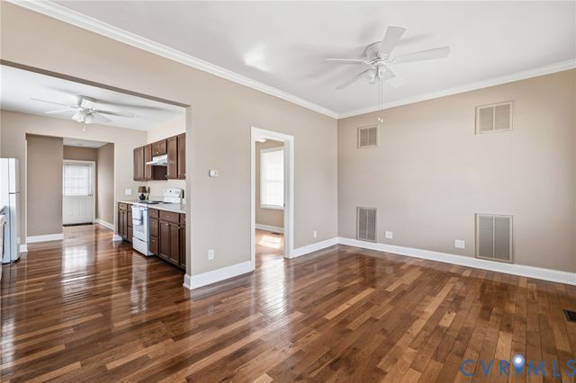 2852 Lawson St, Redwood, VA 23224