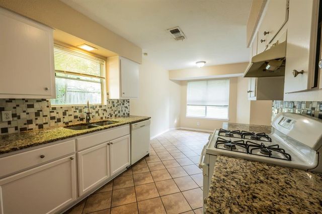6400 Craigwood CIR, Austin, TX 78725
