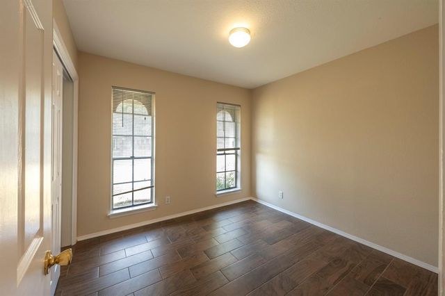 6400 Craigwood CIR, Austin, TX 78725