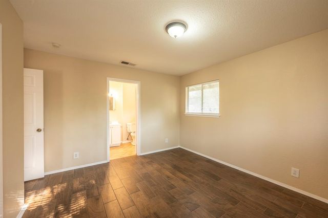 6400 Craigwood CIR, Austin, TX 78725