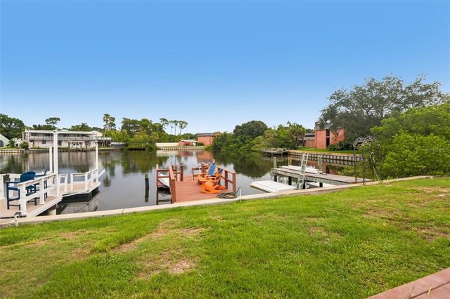 609 WESTWINDS DRIVE 4, Palm Harbor, FL 34683