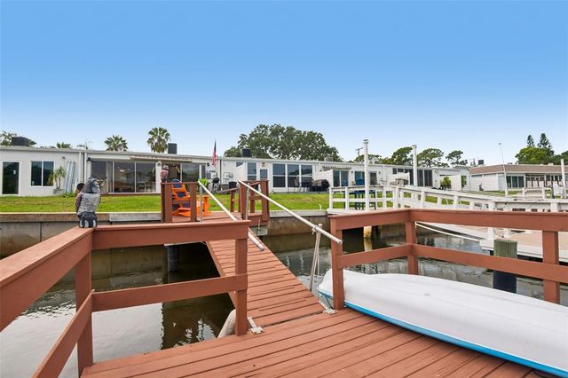 609 WESTWINDS DRIVE 4, Palm Harbor, FL 34683