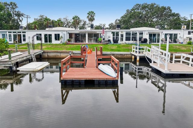 609 WESTWINDS DRIVE 4, Palm Harbor, FL 34683
