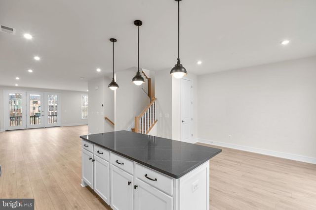 23019 BLUE EAGLE TER, Ashburn, VA 20148