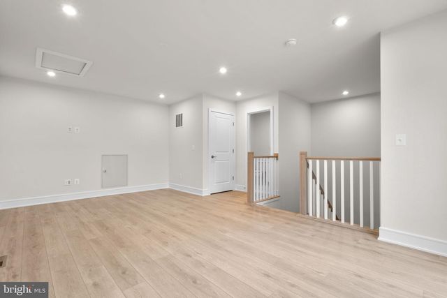 23019 BLUE EAGLE TER, Ashburn, VA 20148