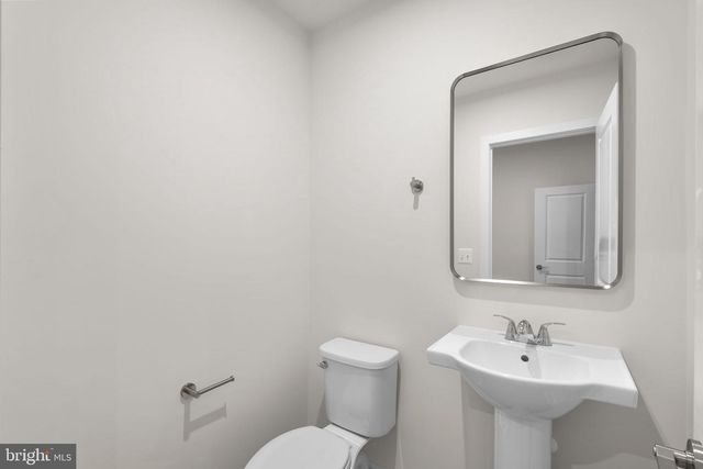 23019 BLUE EAGLE TER, Ashburn, VA 20148