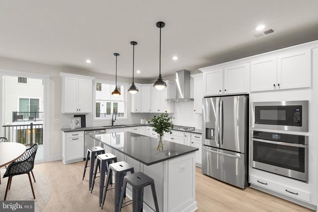 23019 BLUE EAGLE TER, Ashburn, VA 20148