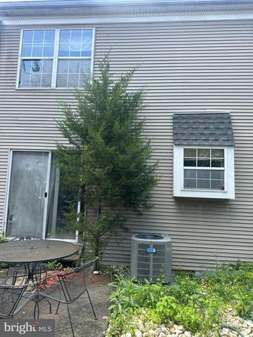 1332 STATESMAN, East Norriton, PA 19403