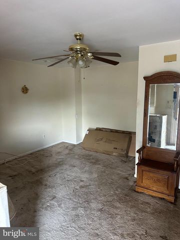 1332 STATESMAN, East Norriton, PA 19403