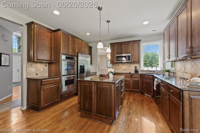 22217 Hazelton Court, Novi, MI 48374