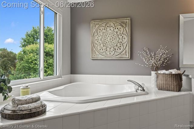 22217 Hazelton Court, Novi, MI 48374