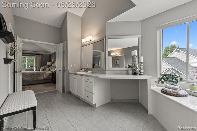 22217 Hazelton Court, Novi, MI 48374