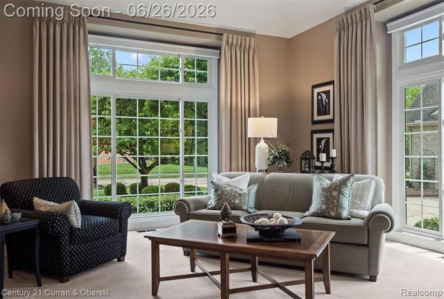 22217 Hazelton Court, Novi, MI 48374