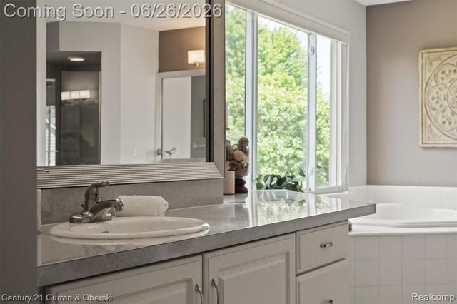 22217 Hazelton Court, Novi, MI 48374