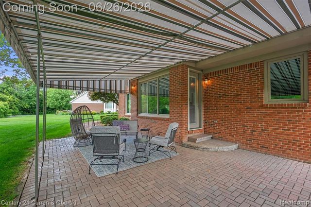 22217 Hazelton Court, Novi, MI 48374