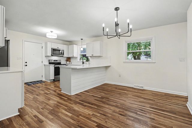 1350 N Aurilla Drive, St. Joseph, MI 49085
