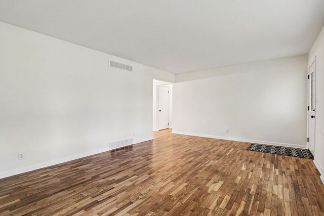 1350 N Aurilla Drive, St. Joseph, MI 49085