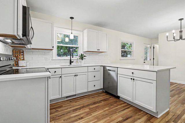 1350 N Aurilla Drive, St. Joseph, MI 49085