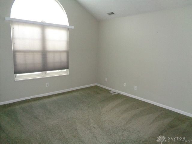 80 Villa Pointe Drive, Springboro, OH 45066