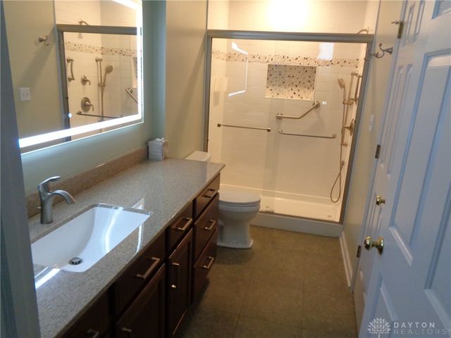 80 Villa Pointe Drive, Springboro, OH 45066