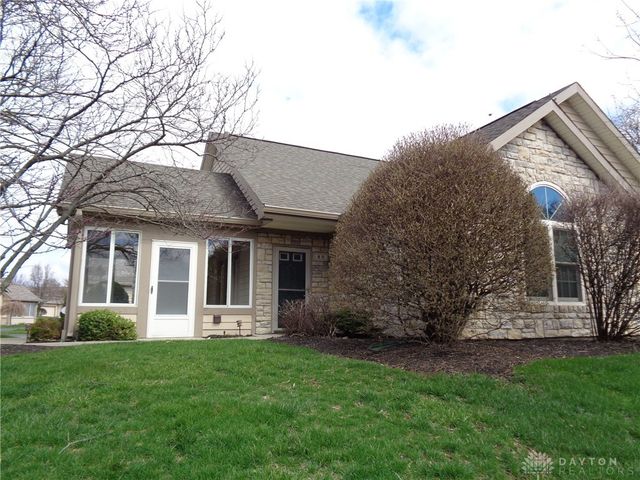 80 Villa Pointe Drive, Springboro, OH 45066