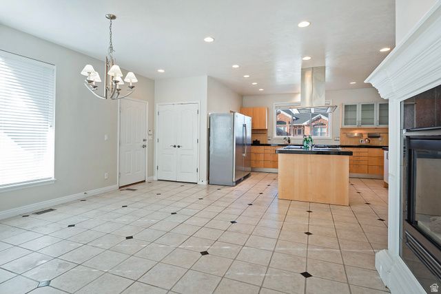 7993 S ELDON WAY, Cottonwood Heights, UT 84093