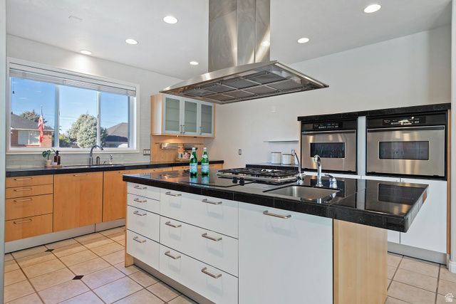 7993 S ELDON WAY, Cottonwood Heights, UT 84093