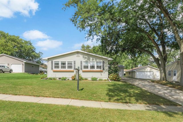 316 South Avenue, Edgerton, WI 53534