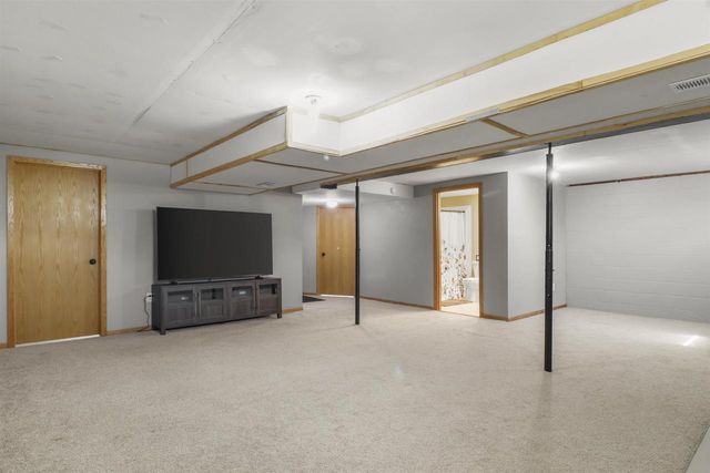 316 South Avenue, Edgerton, WI 53534