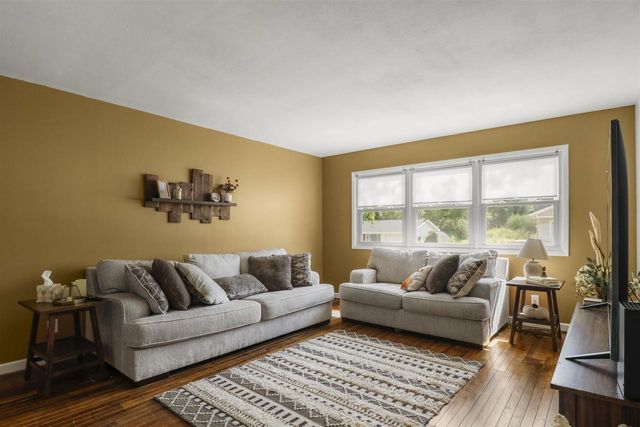 316 South Avenue, Edgerton, WI 53534