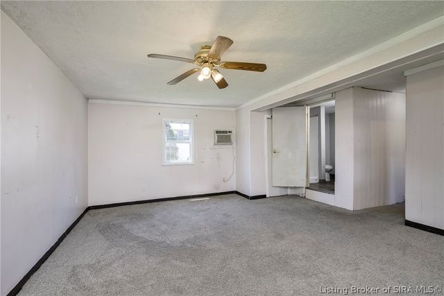 2112 E Market Street, New Albany, IN 47150