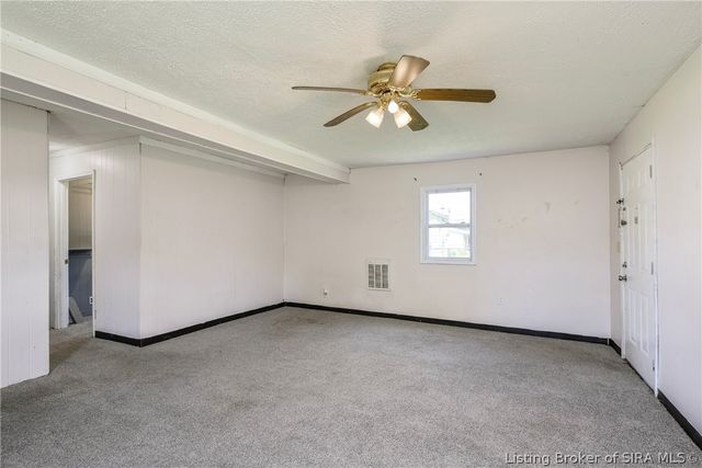 2112 E Market Street, New Albany, IN 47150