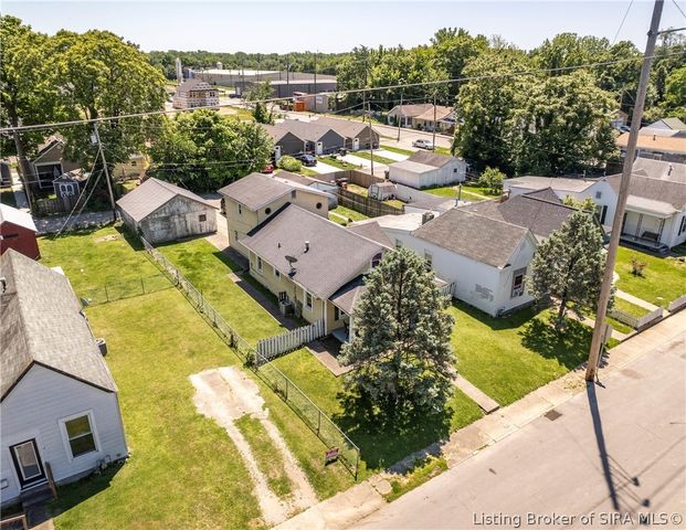 2112 E Market Street, New Albany, IN 47150