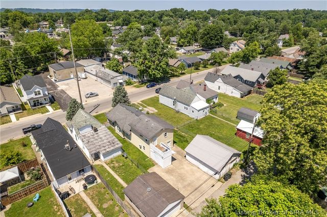 2112 E Market Street, New Albany, IN 47150